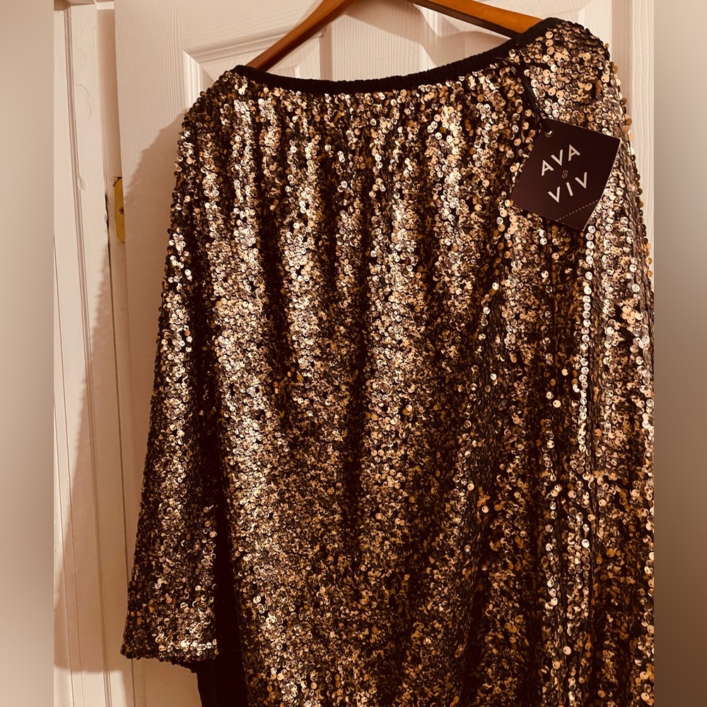 Bronze Sequins w/  Black patterns.  Plus size skirt. Size 3X